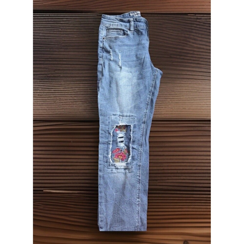 Happy Laundry Tom Girl Skinny Jeans Wth Patches Sz-28
